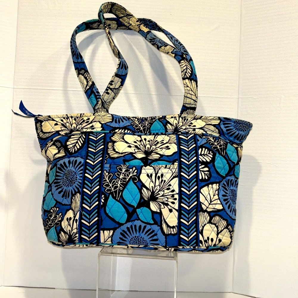 VERA BRADLEY SHOULDER/TOTE BAG BLACK / BLUE FLORAL